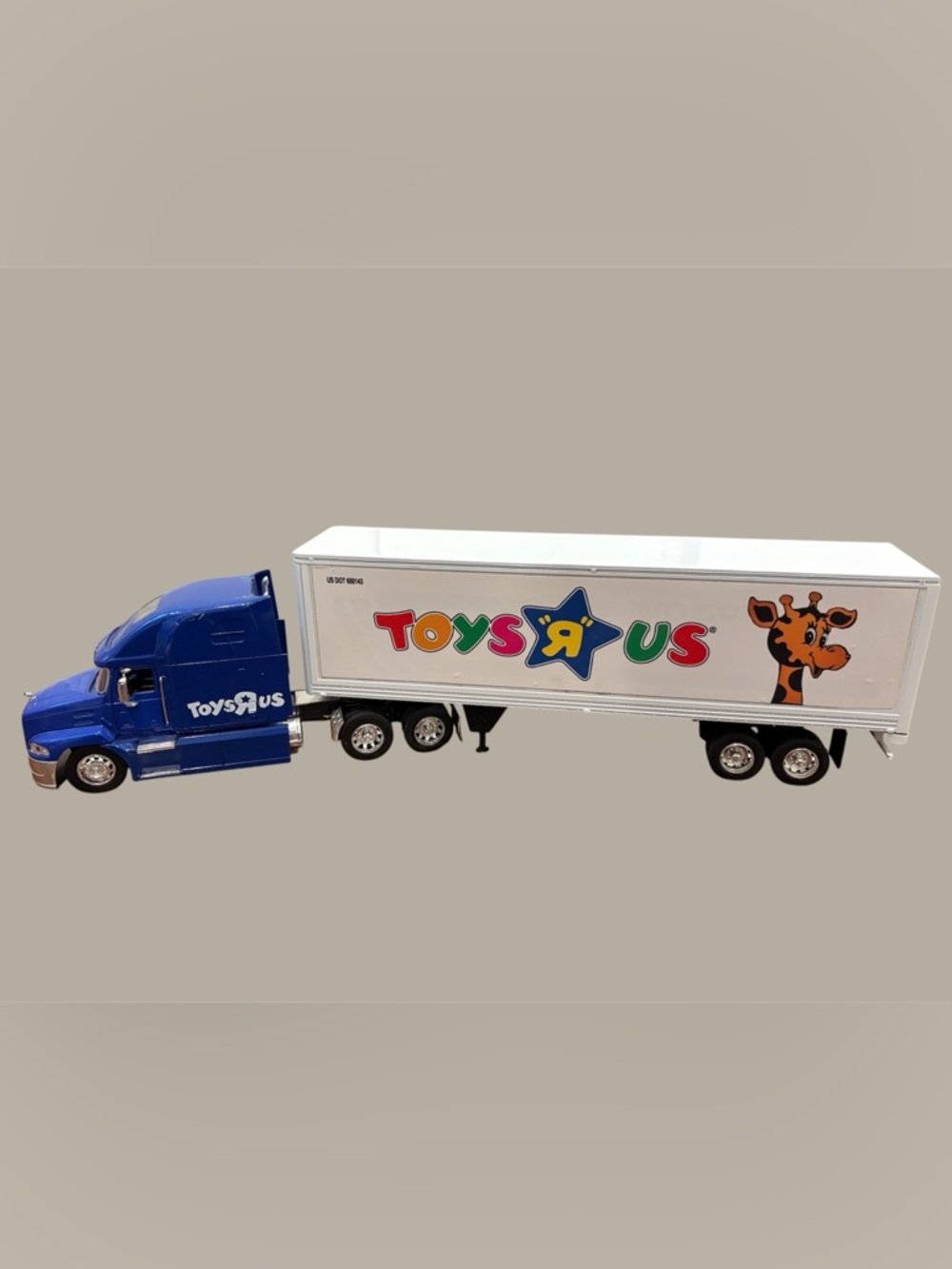 Toys R Us Mack Pinnacle Semi Truck Trailer New Ray PopPak 22” Geoffrey Retro Toy